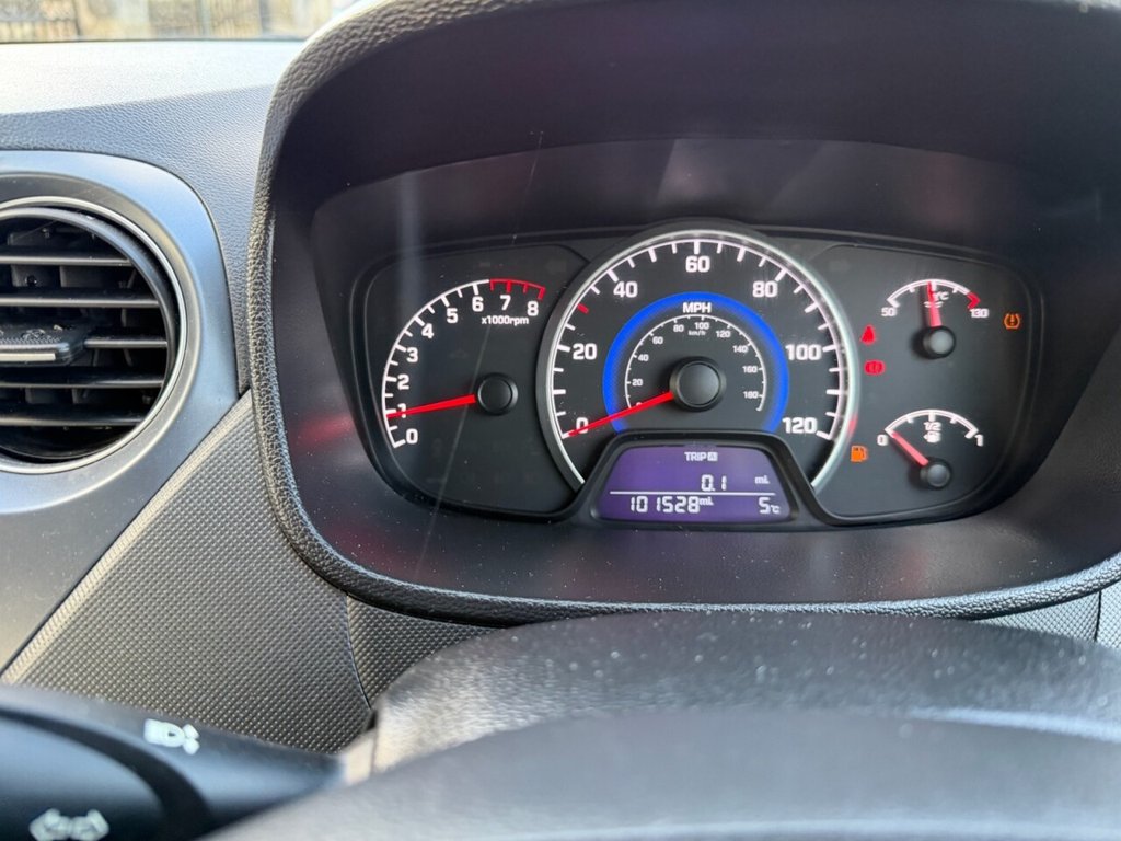 Used Hyundai i10 2017 for sale - 77038111: Photo 25