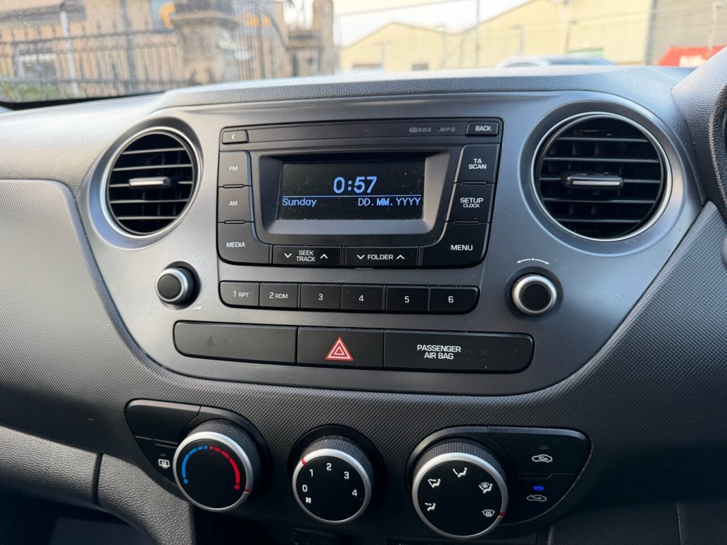 Used Hyundai i10 2017 for sale - 77038111: Photo 26