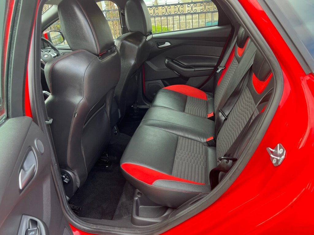 Used Ford Focus 2013 for sale - 77037631: Photo 14