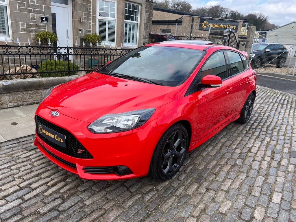 Used Ford Focus 2013 for sale - 77037631: Photo 3