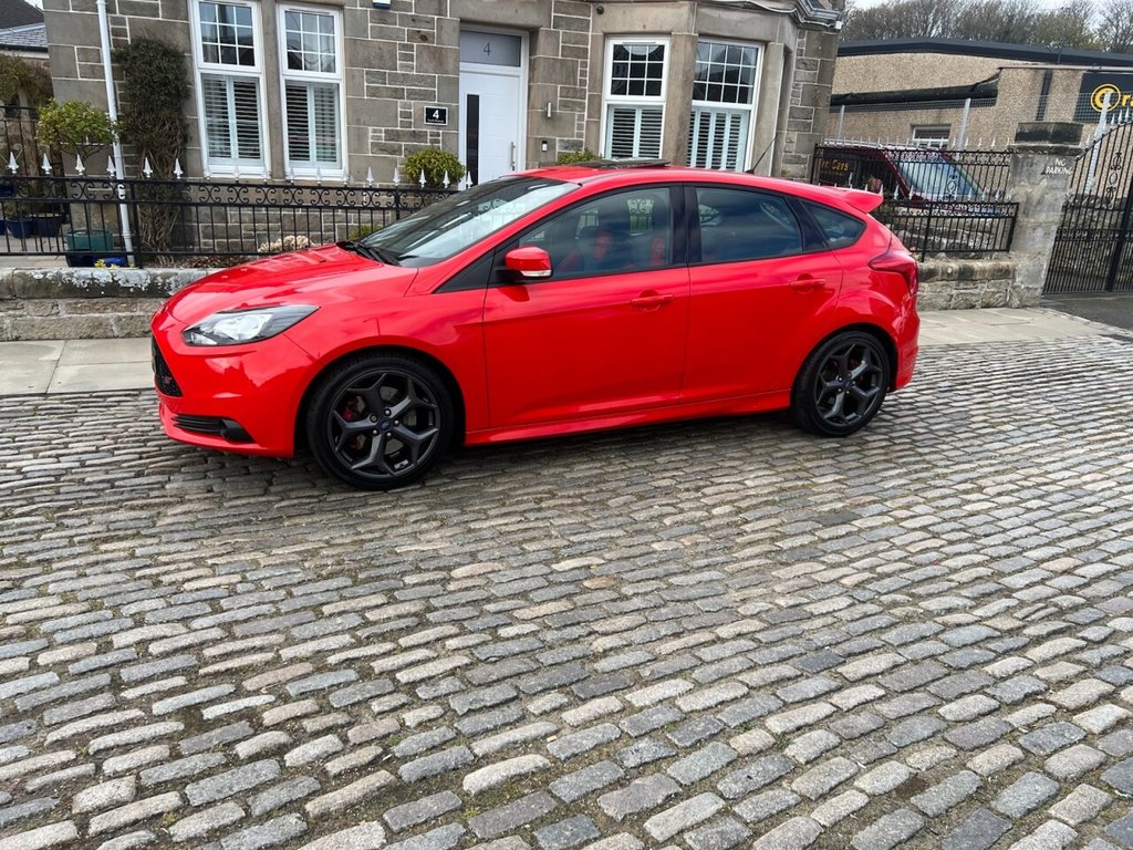 Used Ford Focus 2013 for sale - 77037631: Photo 9