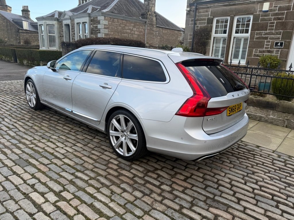 Used Volvo V90 2018 for sale - 77534525: Photo 8