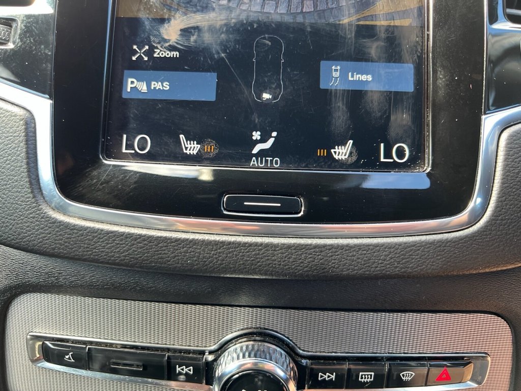 Used Volvo XC90 2020 for sale - 77037766: Photo 37