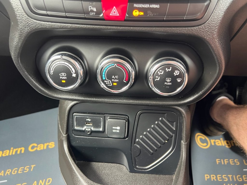 Used Jeep Renegade 2017 for sale - 77037716: Photo 28