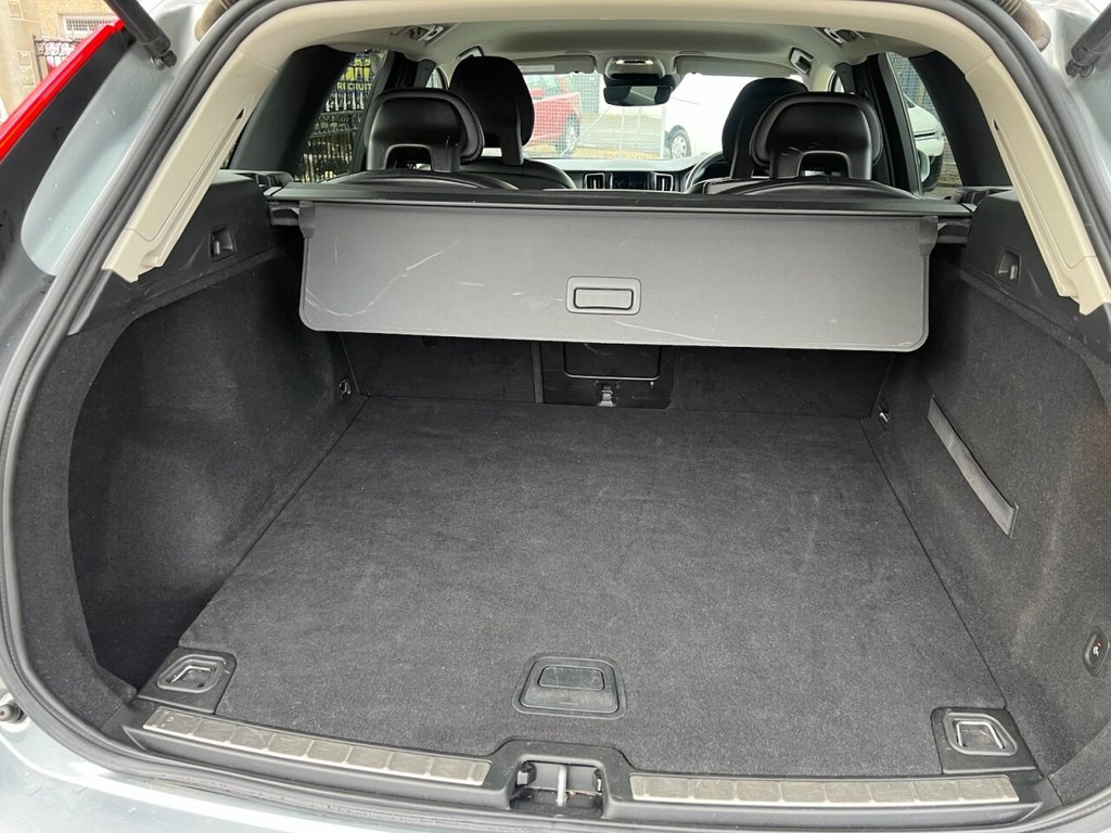 Used Volvo XC60 2017 for sale - 77037874: Photo 20