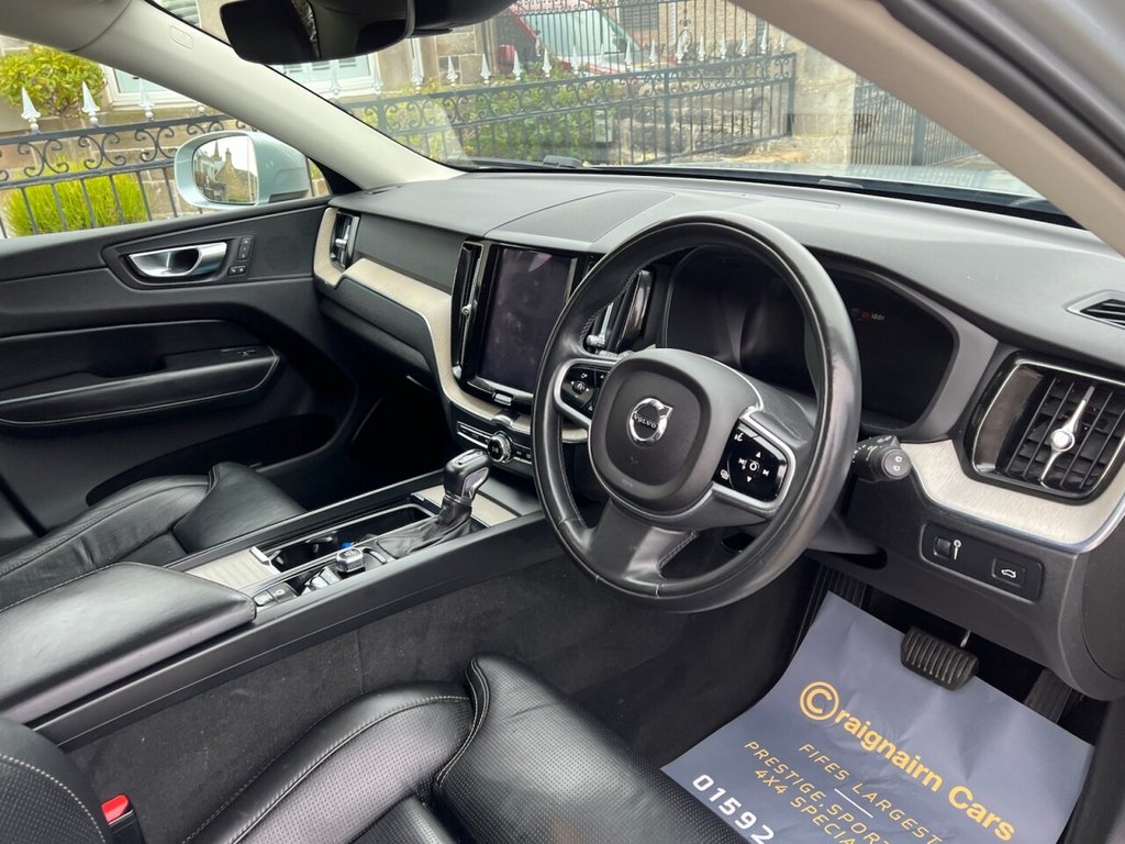 Used Volvo XC60 2017 for sale - 77037874: Photo 32