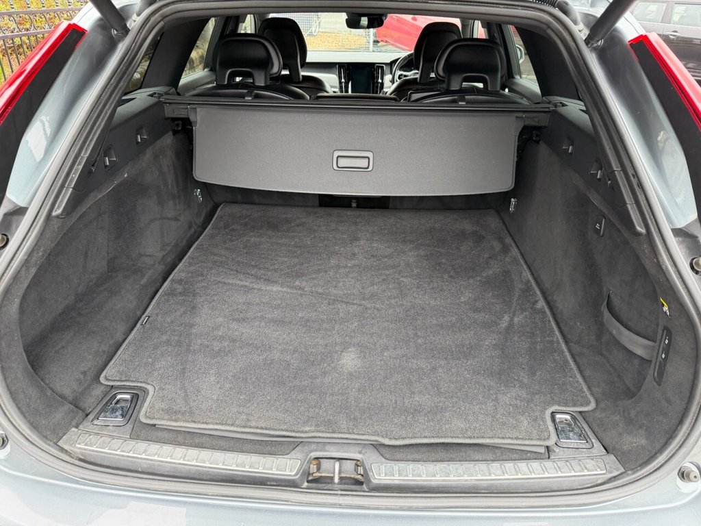 Used Volvo V90 2018 for sale - 77879545: Photo 38