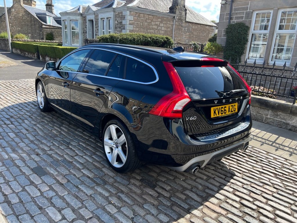 Used Volvo V60 2016 for sale - 77037767: Photo 4