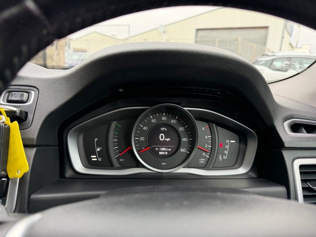 Used Volvo V70 2015 for sale - 77920164: Photo 33