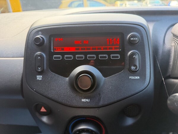 Used Toyota AYGO 2016 for sale - 74916762: Photo 6