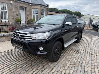 Used Toyota Hilux 2016 for sale - 79642887: Photo