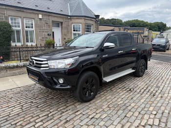 Used Toyota Hilux 2016 for sale - 79642887: Photo