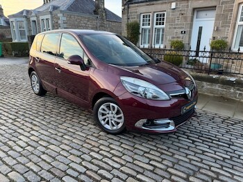 2014 (64) - 1.5 dCi Dynamique TomTom Energy 5dr [Start Stop]