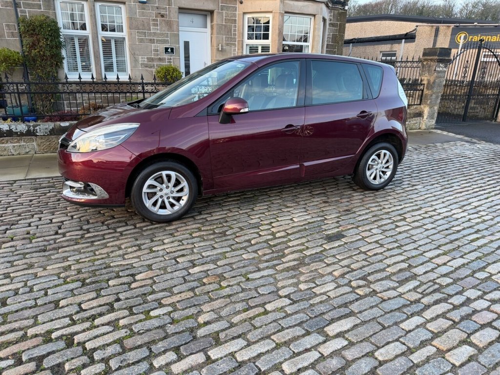 Used Renault Scenic 2014 for sale - 77038104: Photo 3