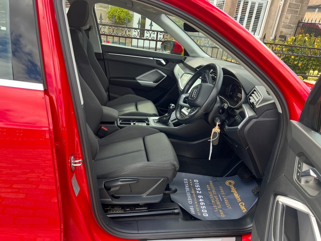 Used Audi Q3 2021 for sale - 77037726: Photo 2