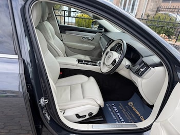Used Volvo V90 2018 for sale - 78672307: Photo