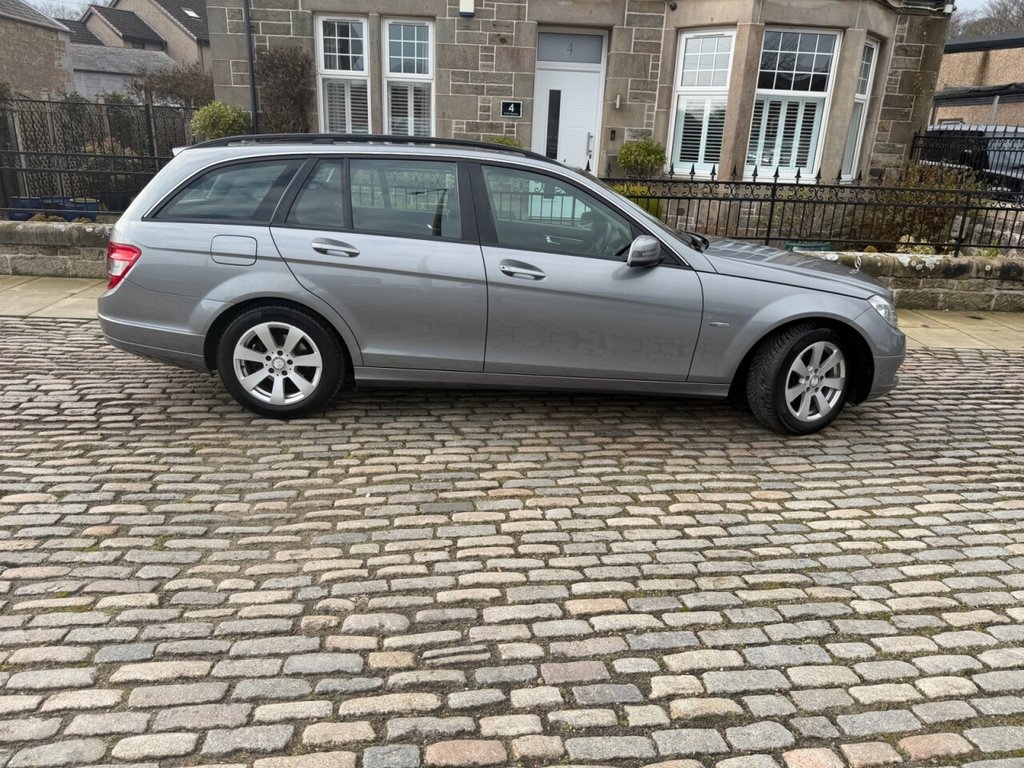 Used Mercedes-Benz C Class 2009 for sale - 77879707: Photo 11