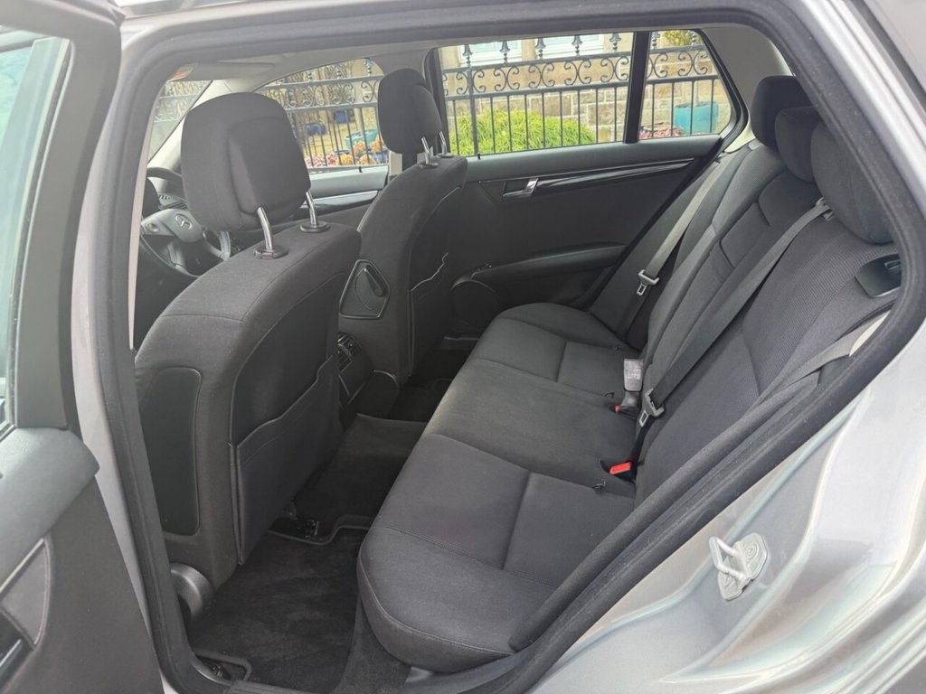 Used Mercedes-Benz C Class 2009 for sale - 77879707: Photo 18