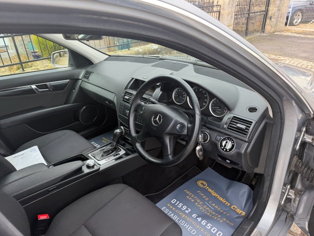 Used Mercedes-Benz C Class 2009 for sale - 77879707: Photo 24