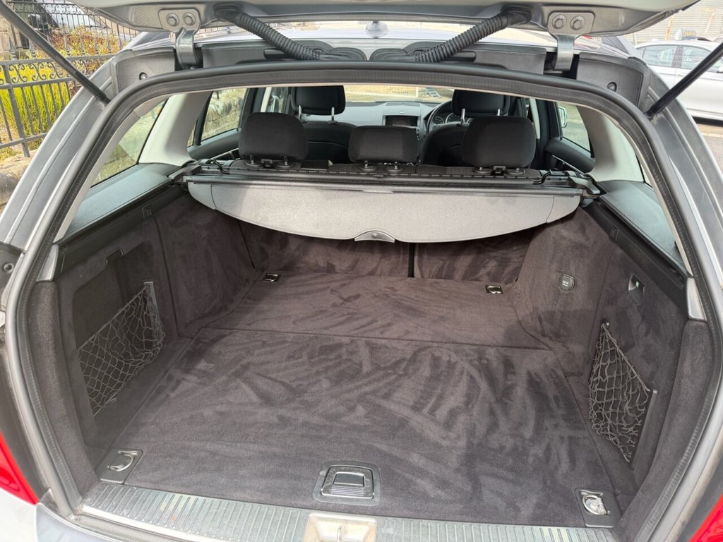 Used Mercedes-Benz C Class 2009 for sale - 77879707: Photo 25