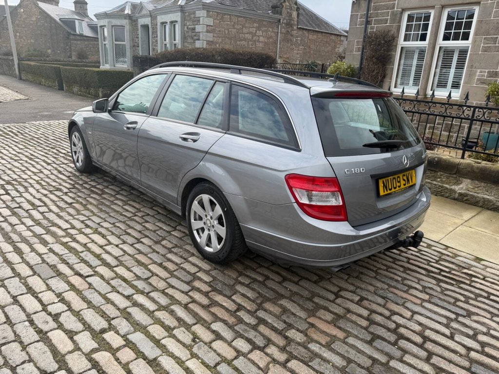 Used Mercedes-Benz C Class 2009 for sale - 77879707: Photo 6