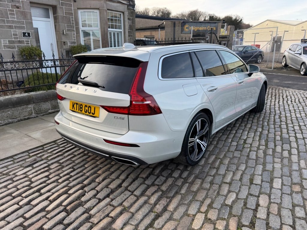 Used Volvo V60 2018 for sale - 77608470: Photo 18