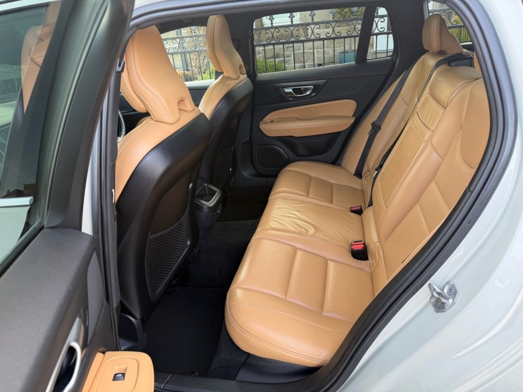 Used Volvo V60 2018 for sale - 77608470: Photo 21