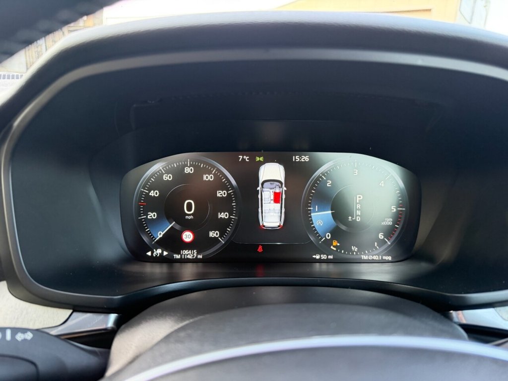 Used Volvo V60 2018 for sale - 77608470: Photo 37