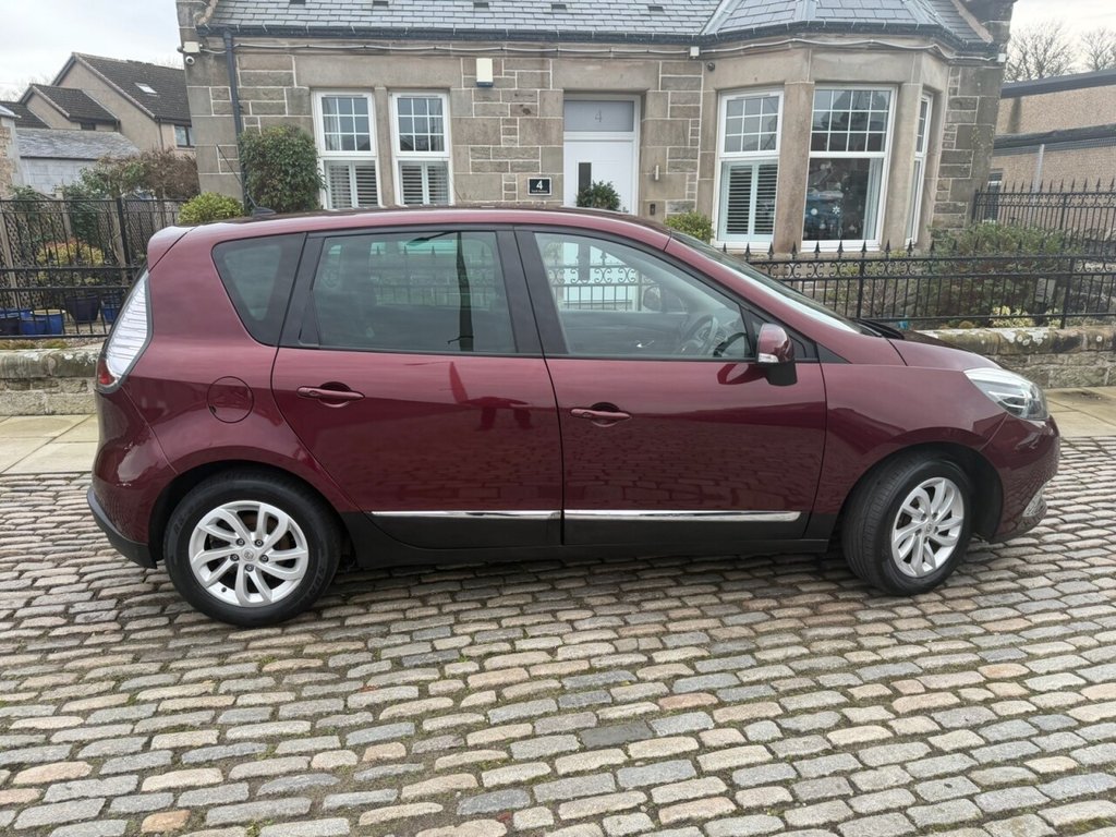 Used Renault Scenic 2015 for sale - 77037713: Photo 2