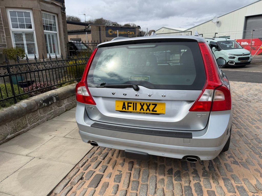 Used Volvo V70 2011 for sale - 78212938: Photo 10