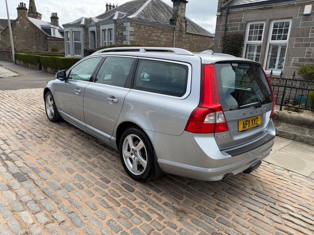 Used Volvo V70 2011 for sale - 78212938: Photo 14