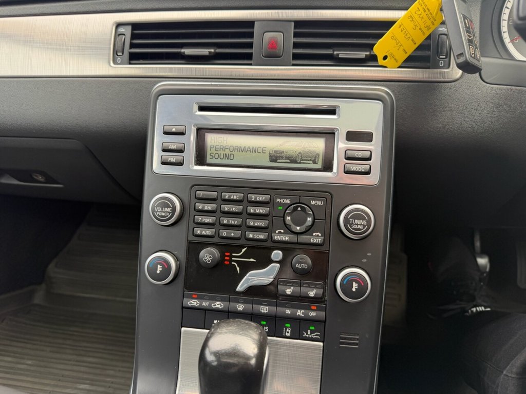 Used Volvo V70 2011 for sale - 78212938: Photo 17