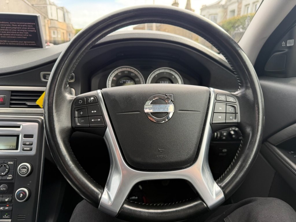 Used Volvo V70 2011 for sale - 78212938: Photo 18