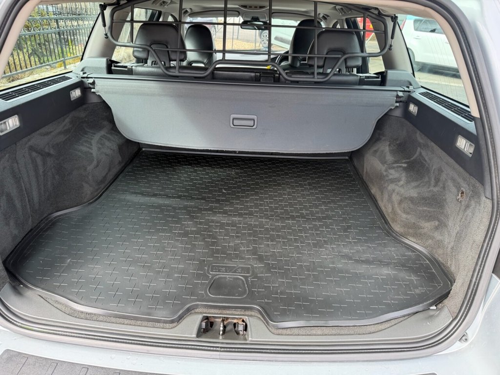 Used Volvo V70 2011 for sale - 78212938: Photo 29