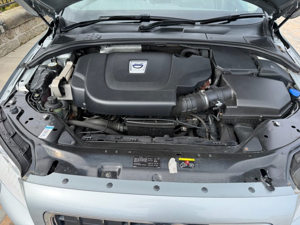 Used Volvo V70 2011 for sale - 78212938: Photo 38