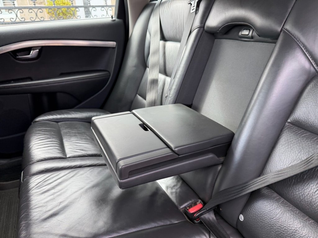 Used Volvo V70 2011 for sale - 78212938: Photo 41