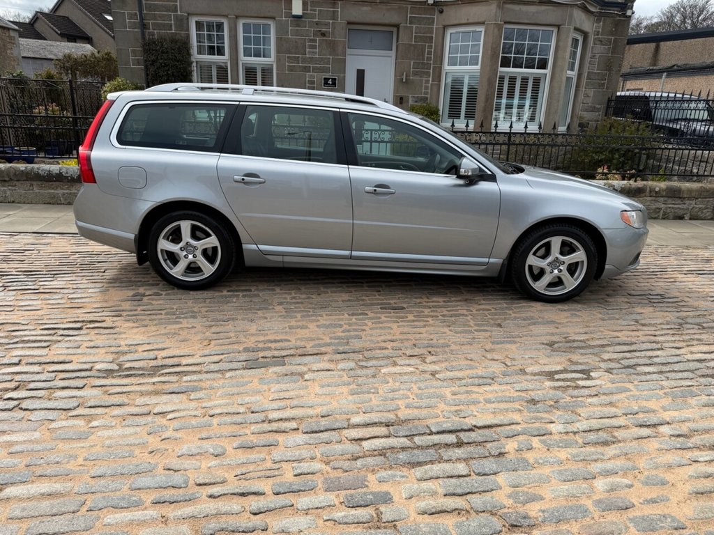 Used Volvo V70 2011 for sale - 78212938: Photo 5