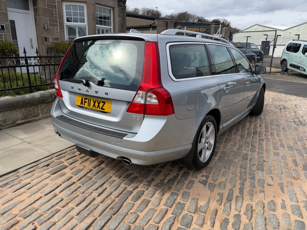 Used Volvo V70 2011 for sale - 78212938: Photo 8