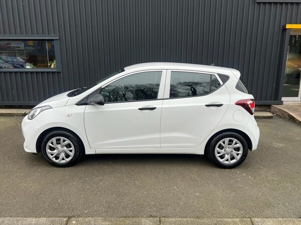 Used Hyundai i10 2017 for sale - 73784456: Photo 13