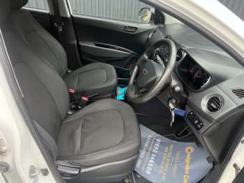 Used Hyundai i10 2017 for sale - 73784456: Photo