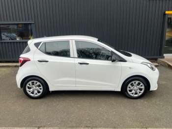 Used Hyundai i10 2017 for sale - 73784456: Photo