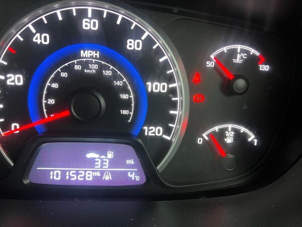 Used Hyundai i10 2017 for sale - 73784456: Photo 9