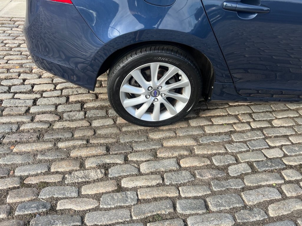 Used Volvo V60 2015 for sale - 77583260: Photo 26