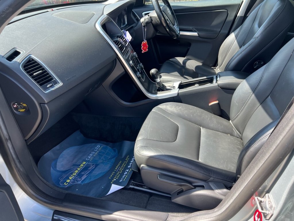 Used Volvo XC60 2014 for sale - 77037687: Photo 2