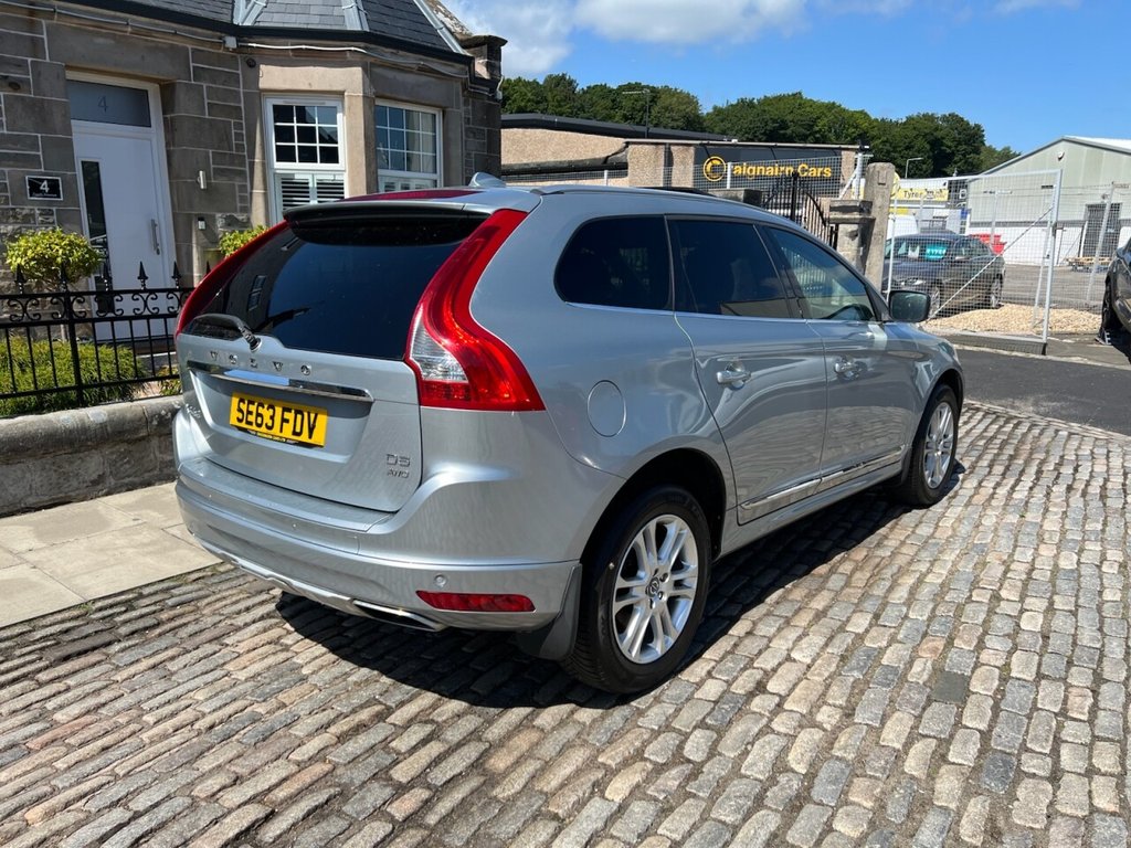 Used Volvo XC60 2014 for sale - 77037687: Photo 5