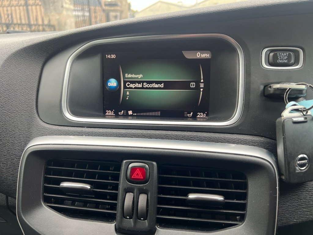 Used Volvo V40 2017 for sale - 77037967: Photo 18