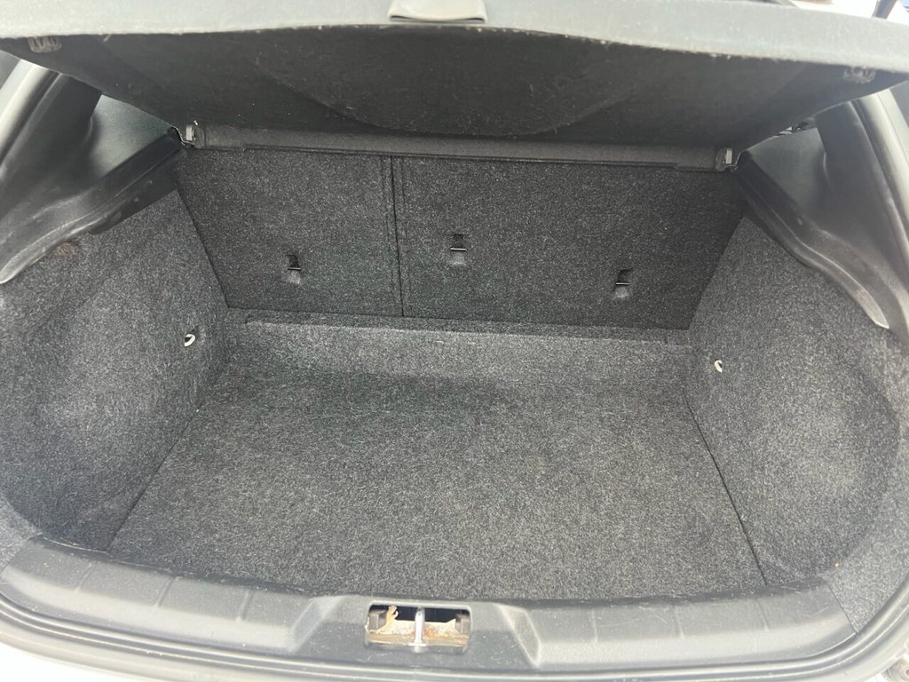 Used Volvo V40 2017 for sale - 77037967: Photo 19