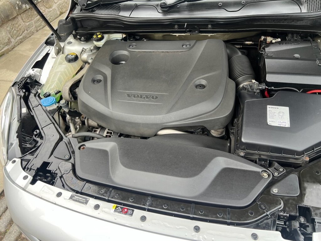 Used Volvo V40 2017 for sale - 77037967: Photo 25