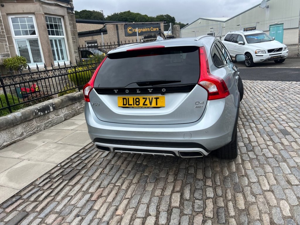 Used Volvo V60 2018 for sale - 77037690: Photo 11