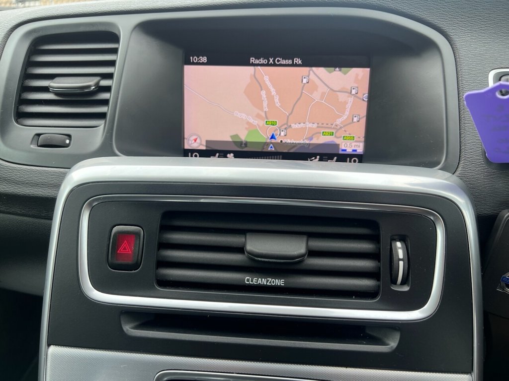 Used Volvo V60 2018 for sale - 77037690: Photo 19